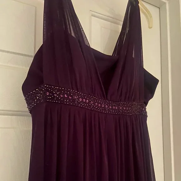 Jessica Howard (Evenings) Deep Purple Dress ~size 10